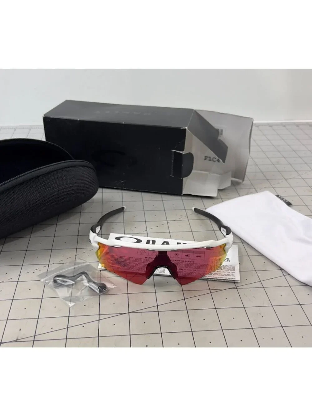Oakley Youth Radar EV XS Path Sunglasses in White/Prizm Field